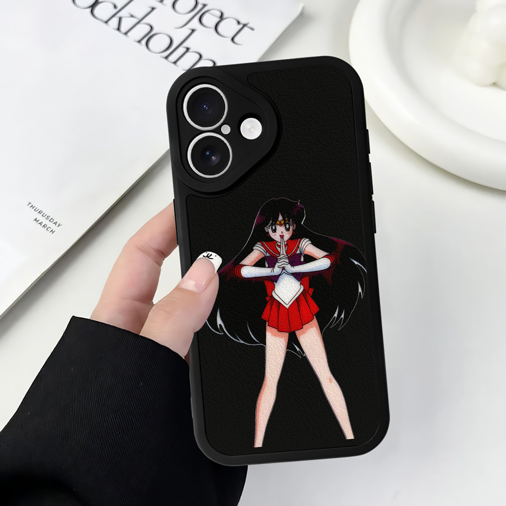 （画像用） 美少女戦士セーラームーン 火野レイ ひの レイ Sailor Moon Hino Rei （セーラーマーズ,Sailor Mars） 【iPhone 16シリーズ対応】シリコンスマホケース（レザー調） 材質：シリコン